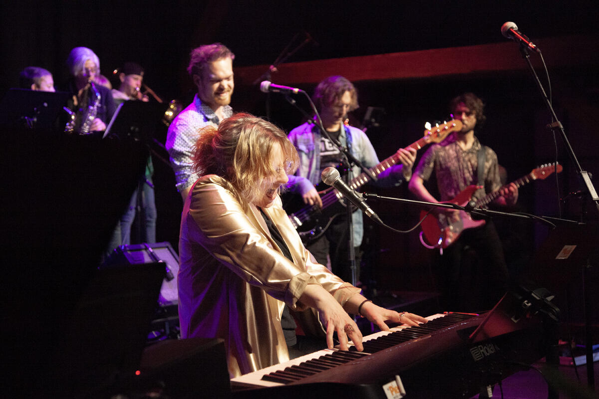 Easy Lover - Phil Collins