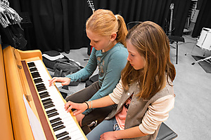 >Pianoles ouder dan 21 jaar, 20 min. afbeelding