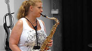 >Saxofoonles ouder dan 21 jaar, 20 min. afbeelding